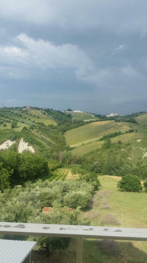 People Bed and Breakfast Castorano Exterior foto
